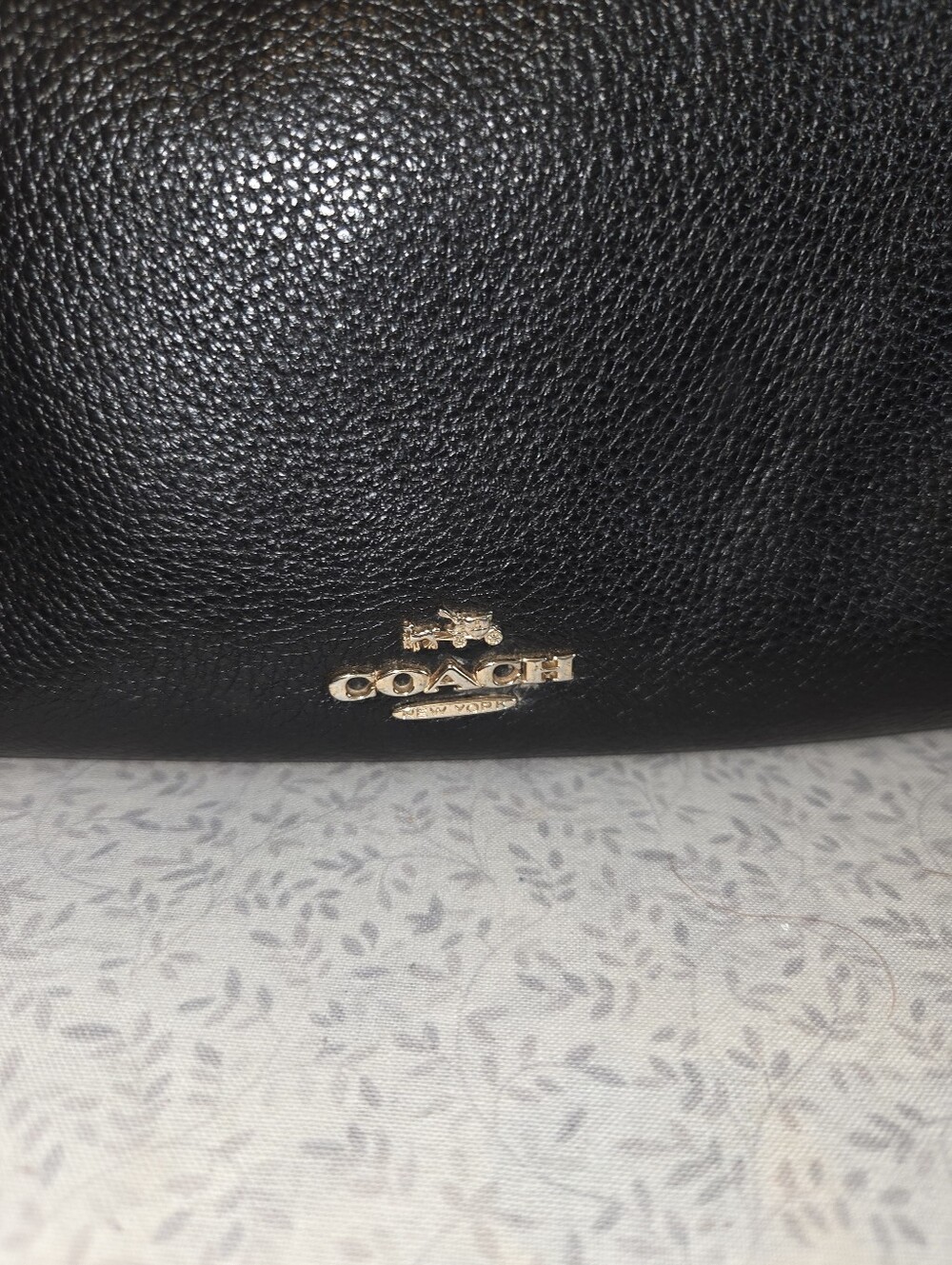 Coach Black Pebbled Leather Hobo Shoulder Bag Gold Hardware Zip Top Purse - Picture 3 of 11